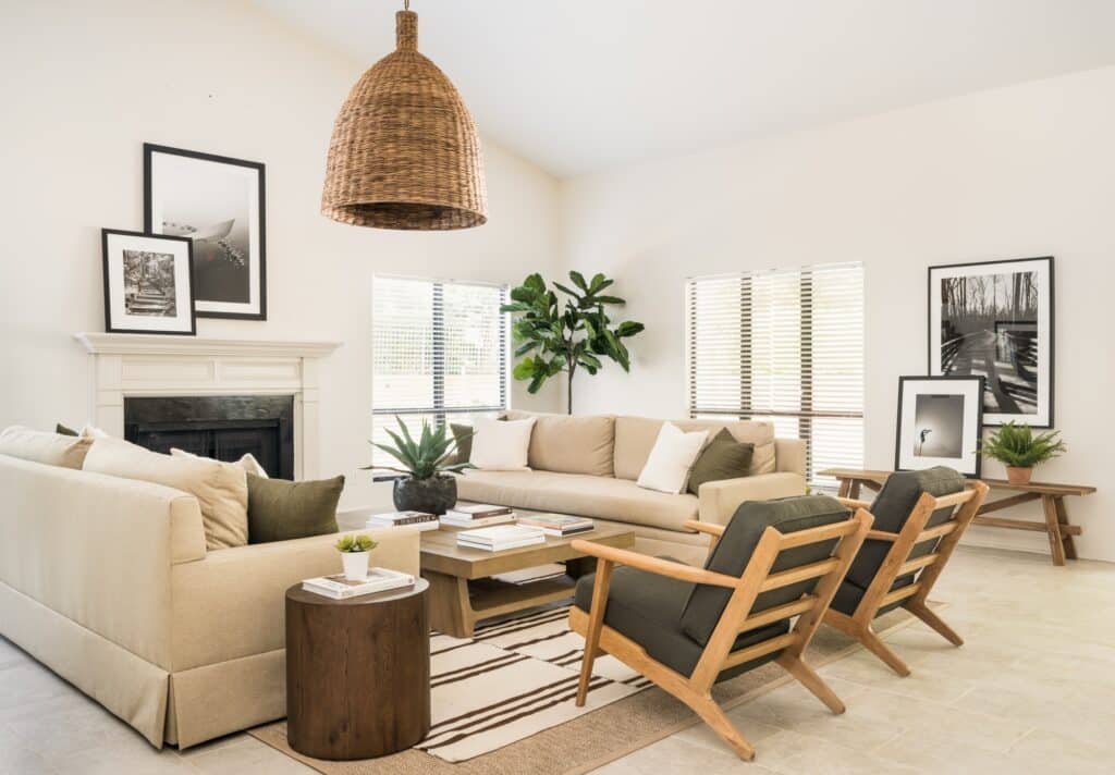 Your Destination For Affordable Apartments With A Gym In Charlotte, NC 1 Living Room | Southpark Commons
